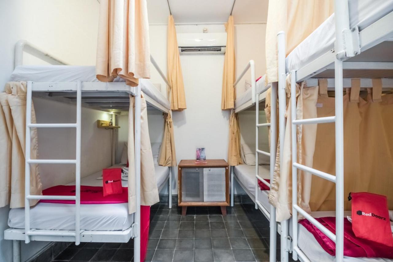 Reddoorz Hostel @ Kotagede Yogyakarta Extérieur photo